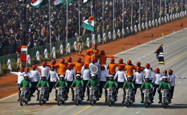 6893a-images-of-republic-day-parade-4